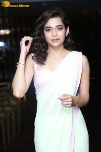 Telugu Actress Mithila Palkar in a light green saree