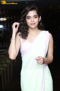 Telugu Actress Mithila Palkar in a light green saree