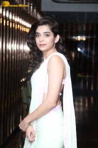Telugu Actress Mithila Palkar in a light green saree