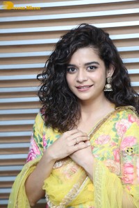 Indian Actress Mithila Palkar in a salwar kameez dress