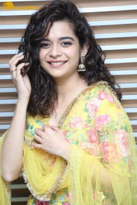 Indian Actress Mithila Palkar in a salwar kameez dress