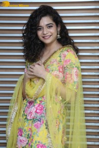 Indian Actress Mithila Palkar in a salwar kameez dress