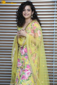 Indian Actress Mithila Palkar in a salwar kameez dress
