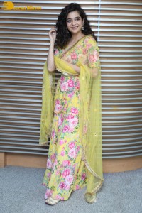 Indian Actress Mithila Palkar in a salwar kameez dress