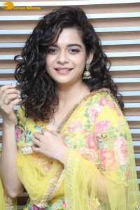 Indian Actress Mithila Palkar in a salwar kameez dress