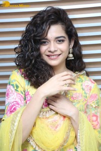 Indian Actress Mithila Palkar in a salwar kameez dress