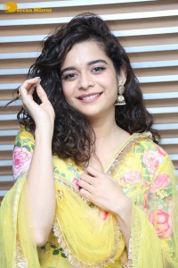 Indian Actress Mithila Palkar in a salwar kameez dress