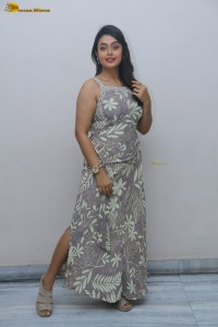 heroine mokksha cute photoshoot