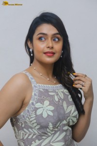 heroine mokksha cute photoshoot