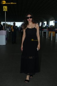 actress mouni roy stunning in a black dress