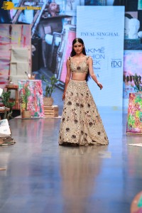 Mouni Roy walks the ramp at Lakme Fashion Week 2022