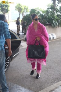 actress mrunal thakur in a pink salwar dress at mumbai airport