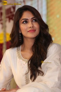 actress Mrunal Thakur lovely in a white salwar dress