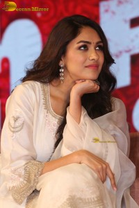 actress Mrunal Thakur lovely in a white salwar dress