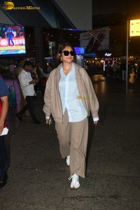 Indian actress mrunal thakur stylish looks in sunglasses at mumbai airport
