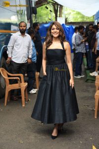 actress Mrunal Thakur beautiful in a black dress