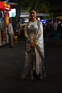 actress Mrunal Thakur pretty in a salwar dress