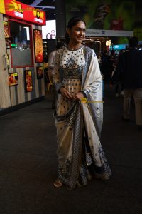 actress Mrunal Thakur pretty in a salwar dress