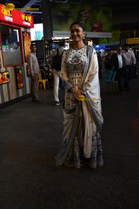 actress Mrunal Thakur pretty in a salwar dress