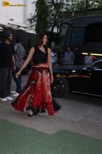 actress Mrunal Thakur gorgeous looks in black top and colorful skirt