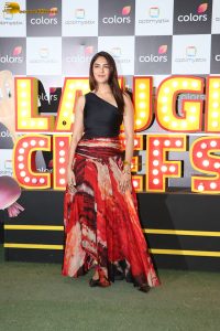 actress Mrunal Thakur gorgeous looks in black top and colorful skirt