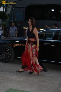 actress Mrunal Thakur gorgeous looks in black top and colorful skirt