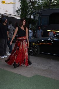 actress Mrunal Thakur gorgeous looks in black top and colorful skirt