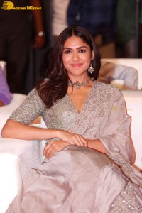 Mrunal-Thakur-6