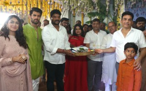 Vijay Deverakonda and Mrunal Thakur’s Film Launch attended by both actors