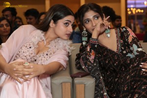 Mukhachitram Pre-Release Function attended by Ayesha Khan, Priya Vadlamani and Vikas Vasishta
