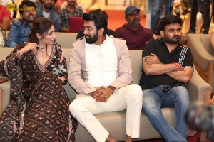 Mukhachitram Pre-Release Function attended by Ayesha Khan, Priya Vadlamani and Vikas Vasishta