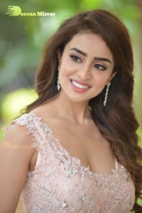 Actress Musskan Sethi Photoshoot