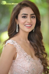 Actress Musskan Sethi Photoshoot