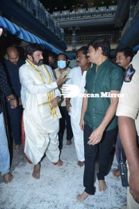 Balakrishna Nandamuri and Boyapati Srinu in Vijayawada to pray at the Temple for Akhanda movie success. Fans throng to see them.