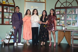 NMACC Arts Cafe Preview Night attended by Janhvi Kapoor, Khushi Kapoor, SRK, Suhana Khan, Ananya Panday, Shanaya Kapoor, and others