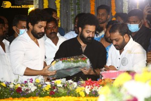 Jr NTR and Kalyan Ram pay tribute to their legendary grandfather N.T. Rama Rao