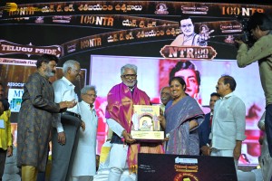 NTR Centenary Celebrations attended by Chandrababu Naidu, Nandamuri Balakrishna, Venkatesh Daggubati, Jayasudha, Jayaprada, and others