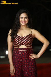 Actress Naina Ganguly Photoshoot