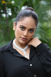 actress nandita swetha hot looks in a black dress