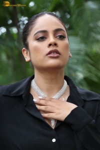 actress nandita swetha hot looks in a black dress