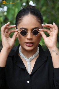 actress nandita swetha hot looks in a black dress