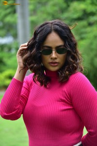 actress nandita swetha in a pink top photoshoot