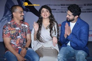 Nathicharami Press Meet attended by Poonam Kaur and Arvind Krishna