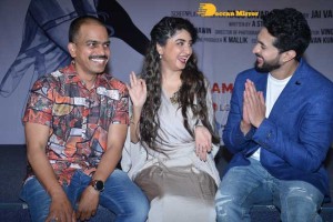 Nathicharami Press Meet attended by Poonam Kaur and Arvind Krishna