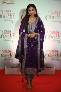 Navbharat Times 74th Anniversary attended by Karisma Kapoor, Ananya Panday, Sonu Sood, and others