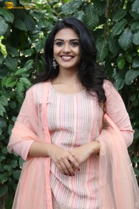 Indian actress nayan sarika cute in a pink salwar dress