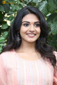 Indian actress nayan sarika cute in a pink salwar dress