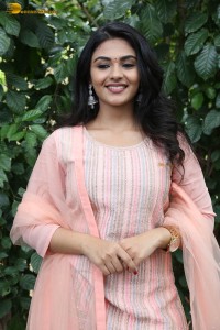 Indian actress nayan sarika cute in a pink salwar dress