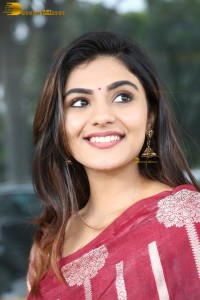 actress Nayan Sarika pretty in a red saree