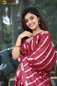 actress Nayan Sarika pretty in a red saree